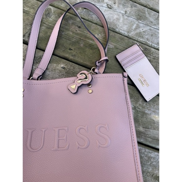 GUESS Lacombe Carry All Pink And Cardholder - Picture 2 of 12